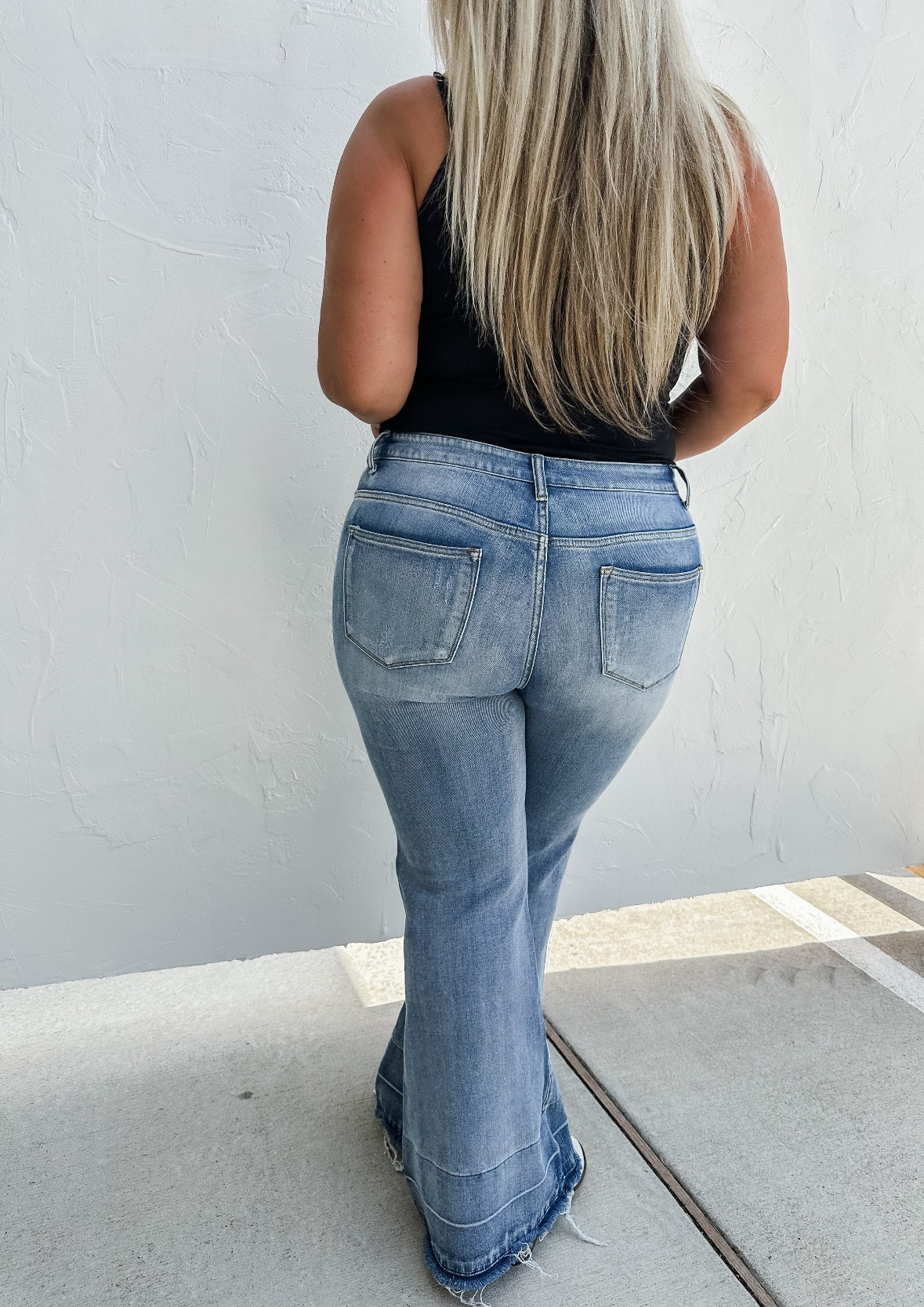 The Curvy Romi Light Wash Tummy Control Jeans