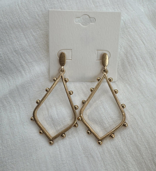 Brushed Gold & Quatrefoil Earrings